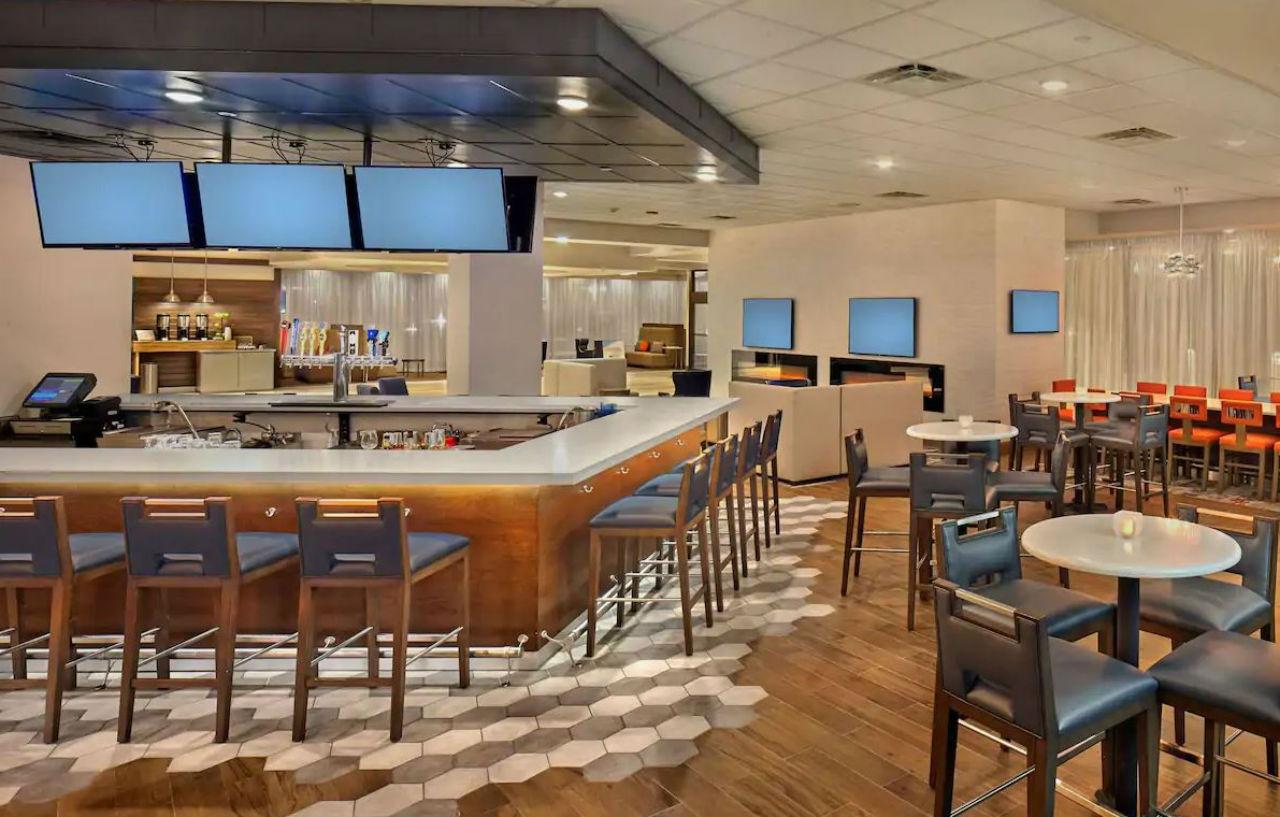 Doubletree By Hilton Little Rock Hotel Ngoại thất bức ảnh
