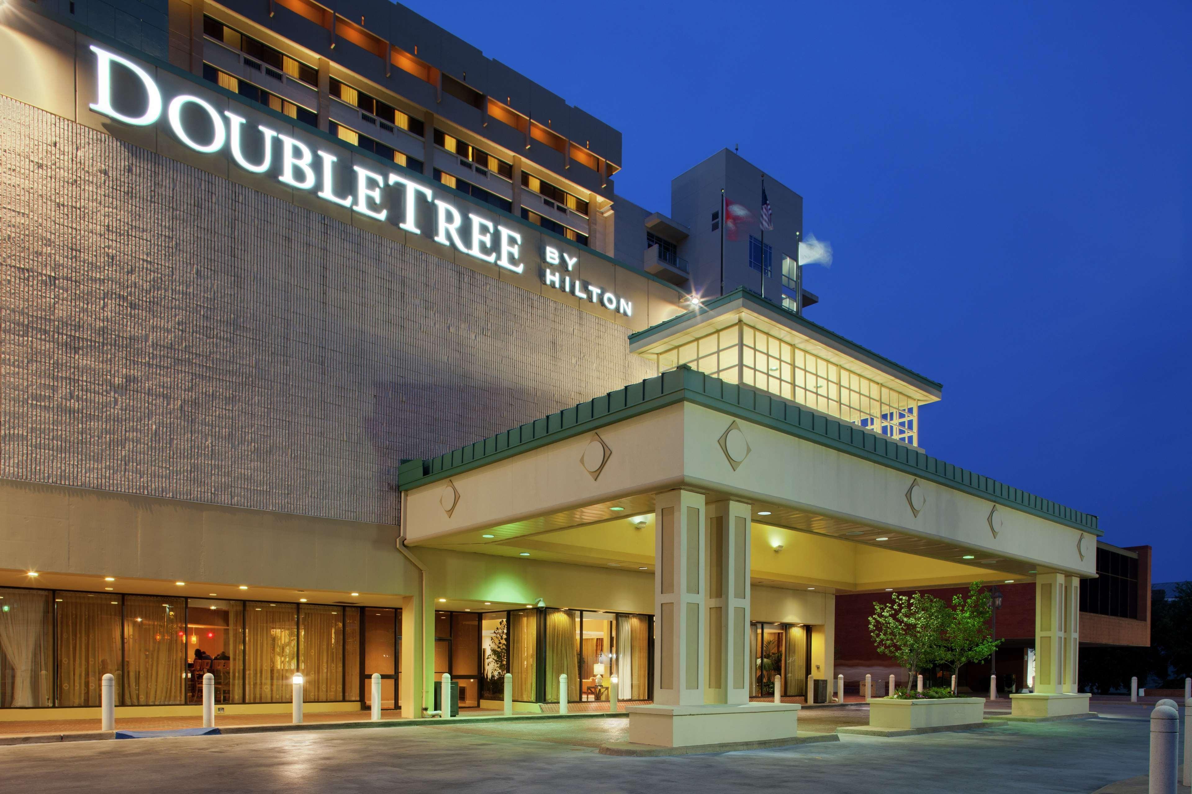 Doubletree By Hilton Little Rock Hotel Ngoại thất bức ảnh