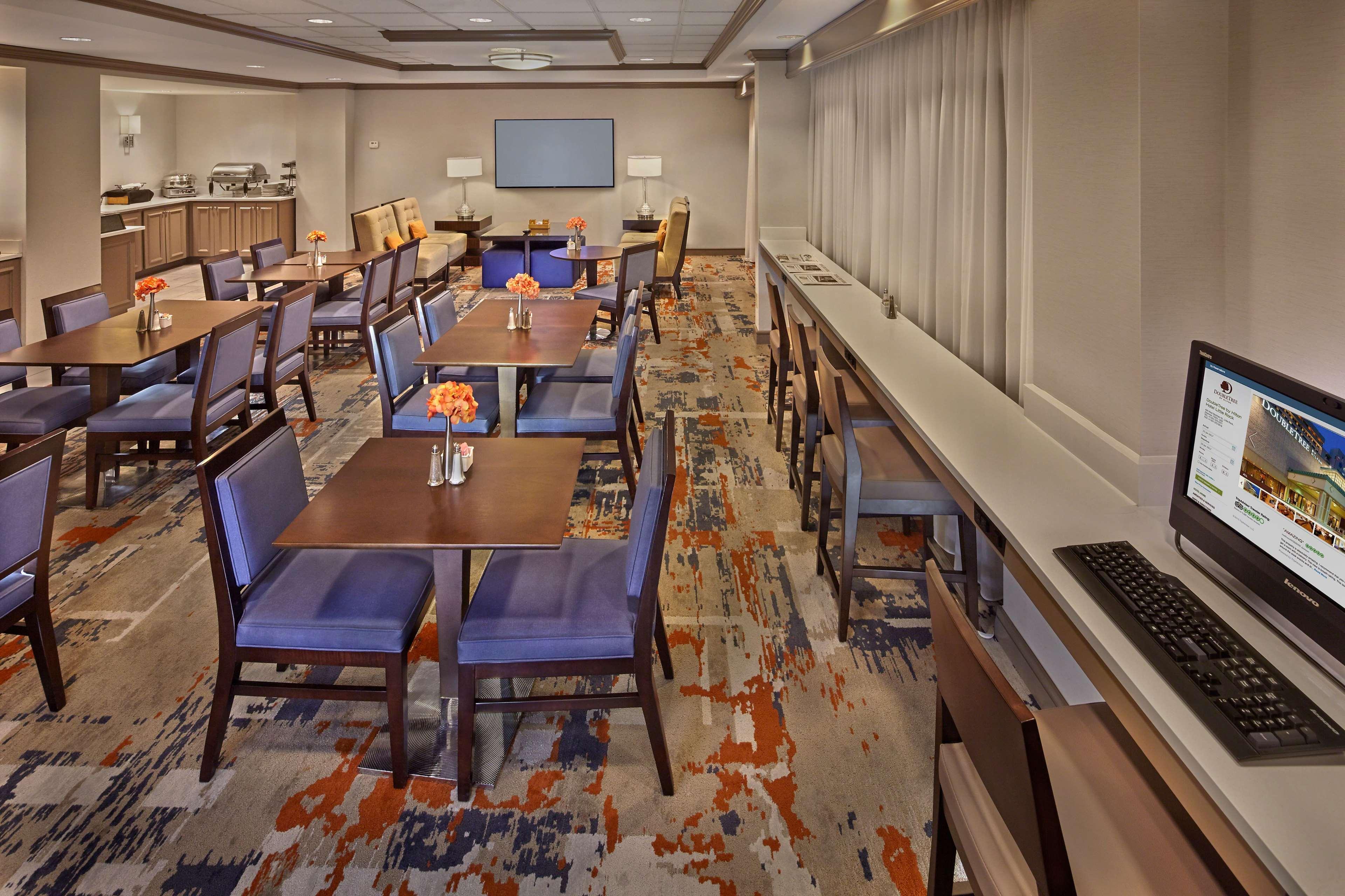 Doubletree By Hilton Little Rock Hotel Ngoại thất bức ảnh