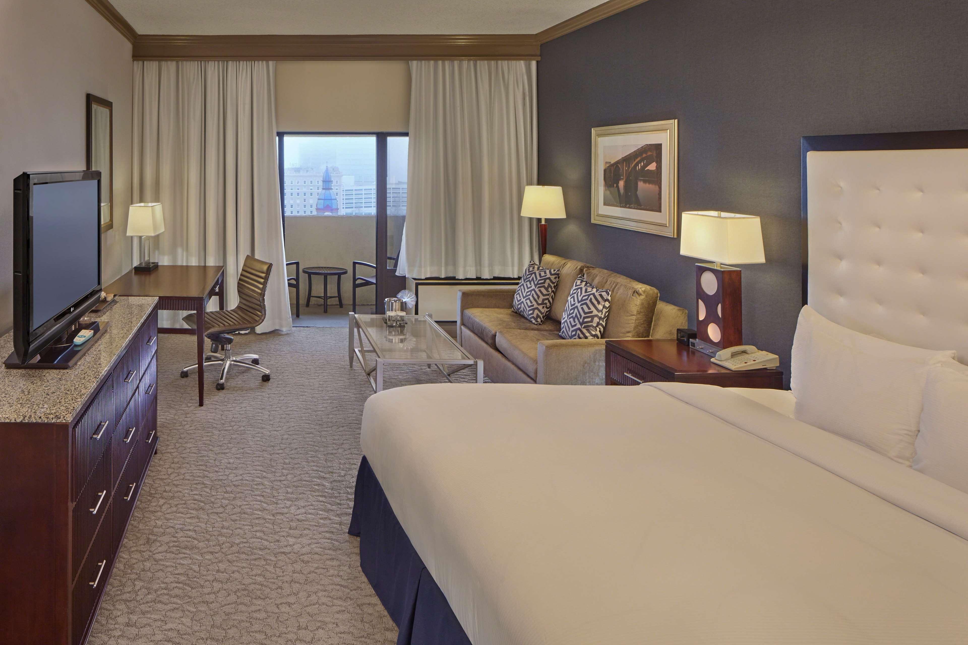 Doubletree By Hilton Little Rock Hotel Ngoại thất bức ảnh