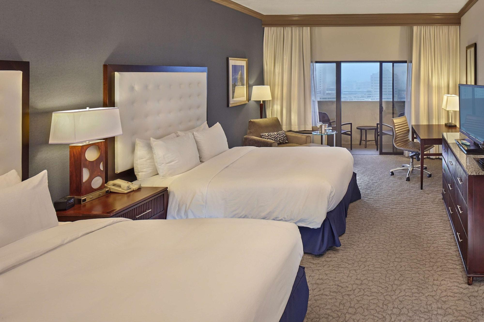 Doubletree By Hilton Little Rock Hotel Ngoại thất bức ảnh