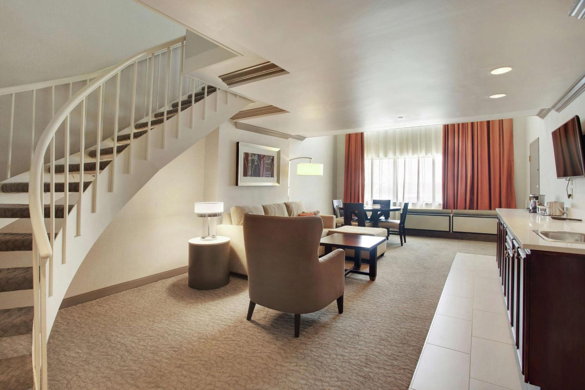 Doubletree By Hilton Little Rock Hotel Ngoại thất bức ảnh